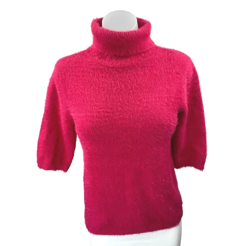 Esqualo Women's Pink Fuzzy Knit Short Sleeve Turtleneck Sweatshirt Sweater Top M